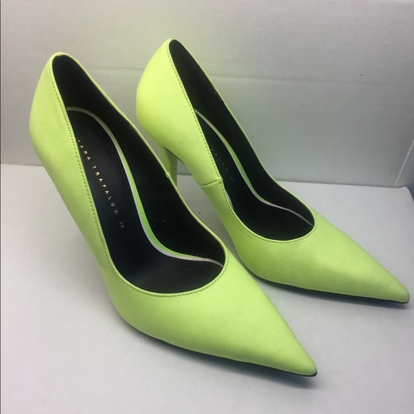 Zara Shoes - Picture 2 of 4